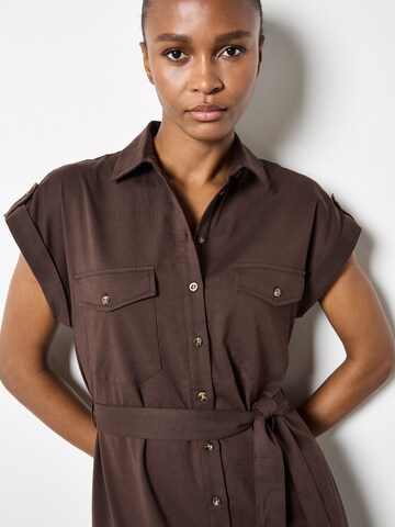 Apricot Dress ' ' in Brown