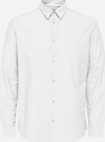 SELECTED HOMME Button Up Shirt in White: front