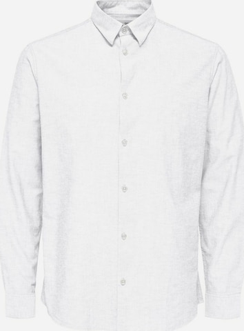 SELECTED HOMME Button Up Shirt in White: front