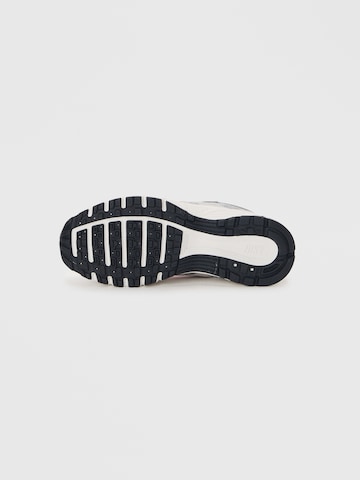 Nike Sportswear Sportcipő 'P-6000' - szürke