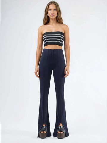 Busem Flared Leggings in Blau