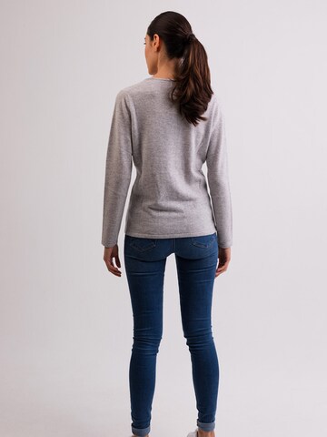 CASH-MERE.CH Pullover i grå