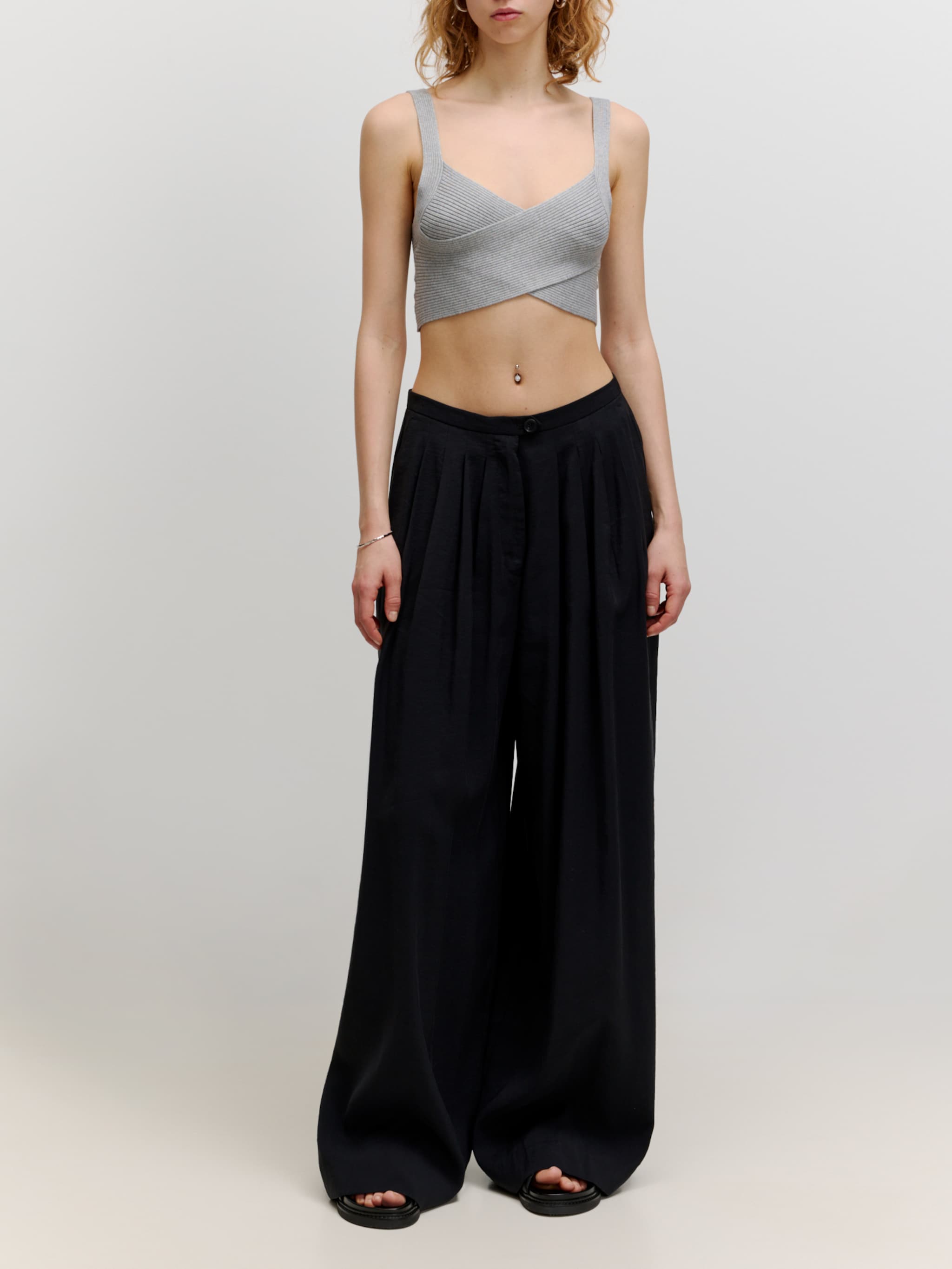 EDITED Produkte Top 'Rasmine' grau