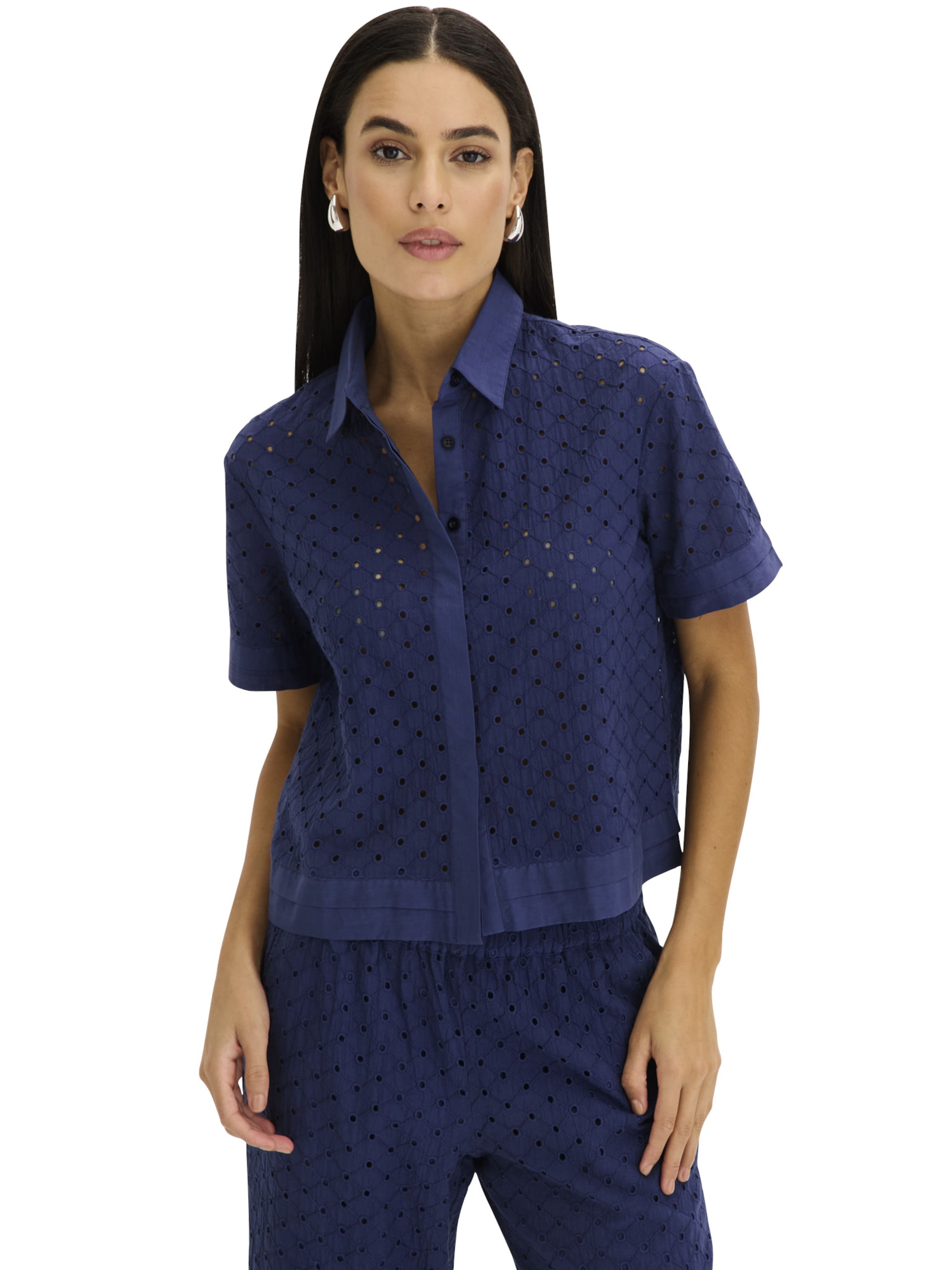 bonprix Bluse in Blau: Vorderseite