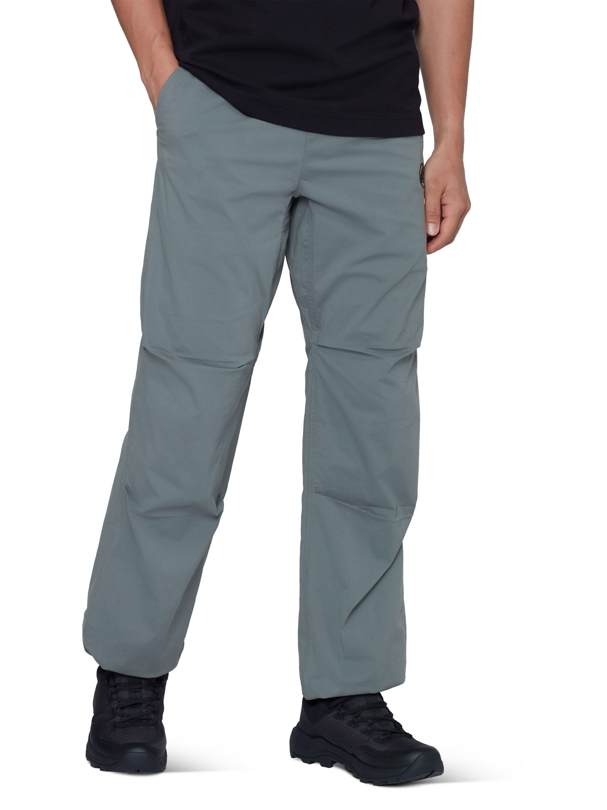 MAMMUT Regular Outdoor Pants in Grey: front