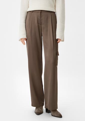 COMMA Loose fit Pleat-front trousers in Brown: front