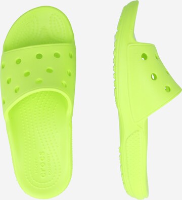 Claquettes / Tongs 'Classic Slide' Crocs en vert