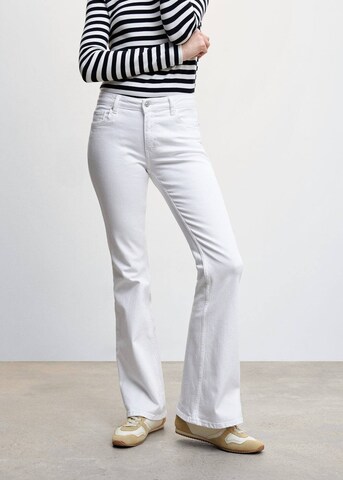 MANGO Flared Jeans in White: front