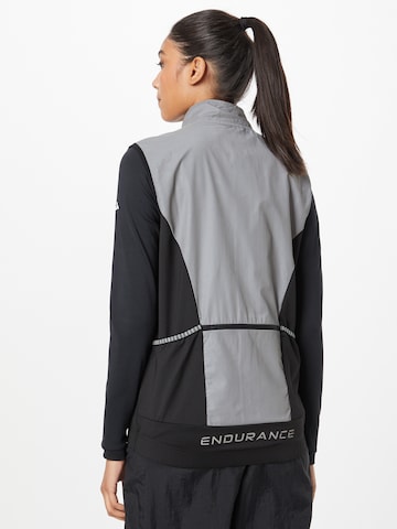 Gilet sportivo di ENDURANCE in grigio