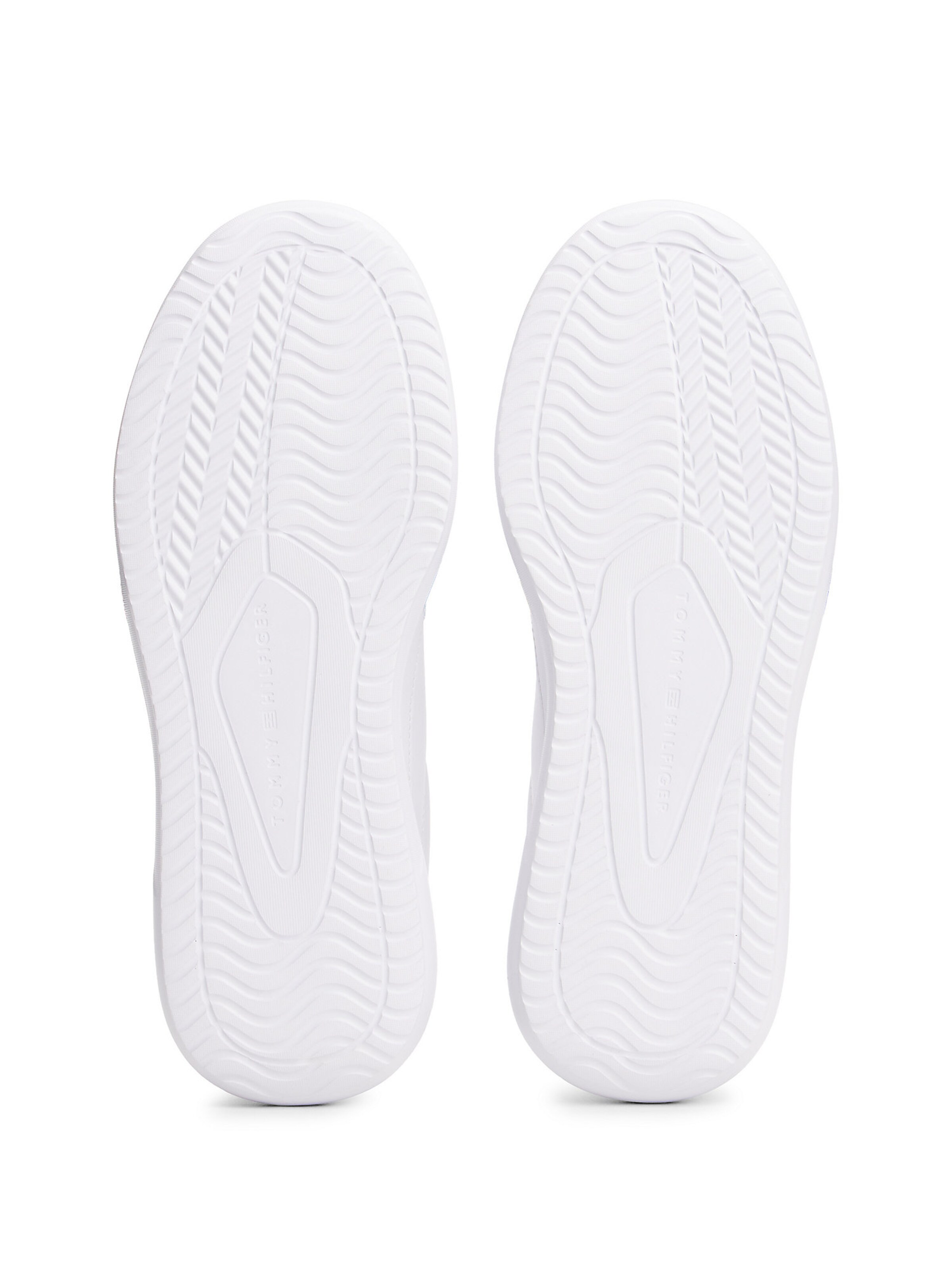 TOMMY HILFIGER Низкие кроссовки в Белый