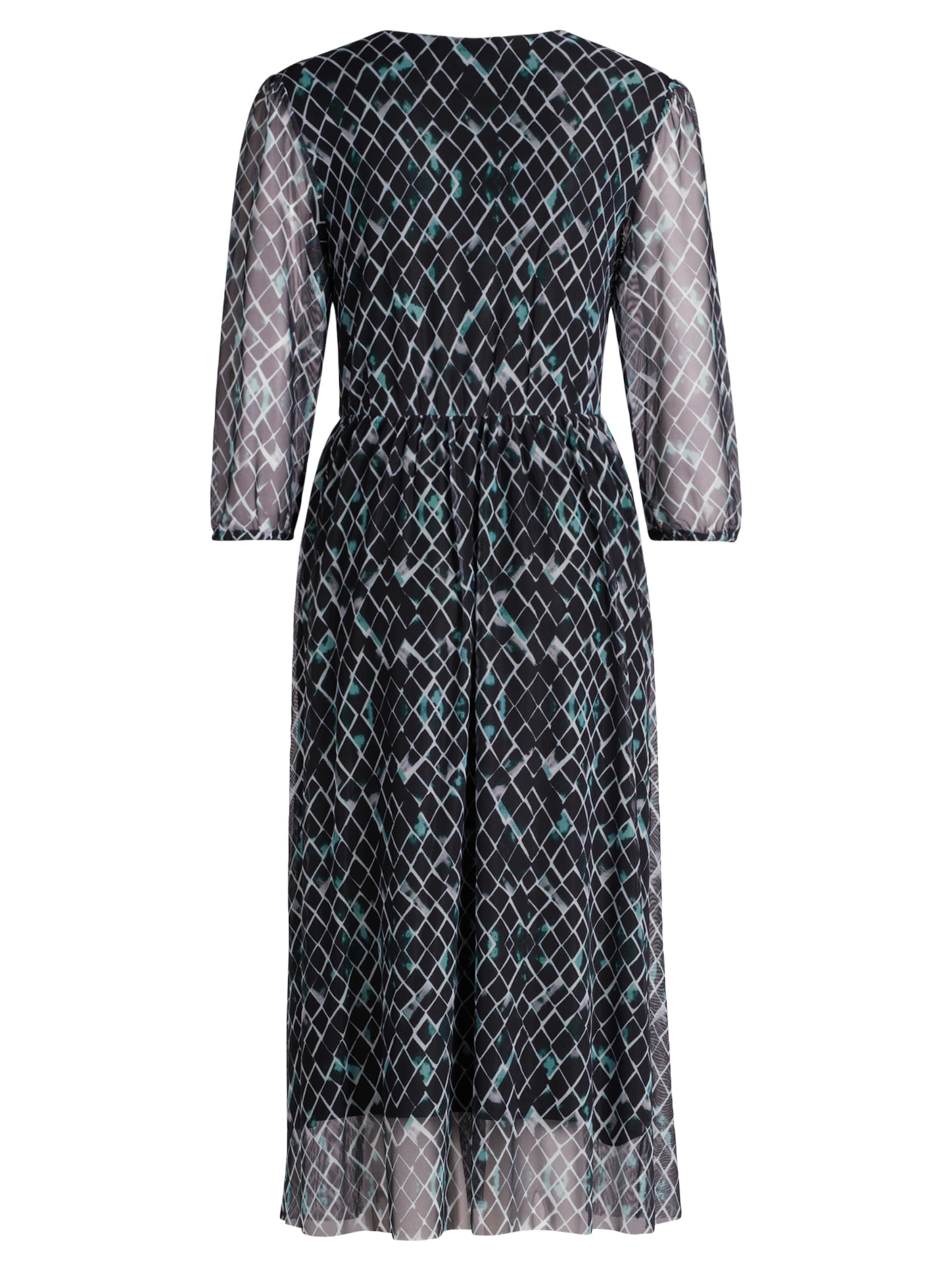 Robe de soirée Betty & Co en noir