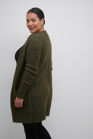 KAFFE CURVE Strickjacke 'Lioma' in Grün