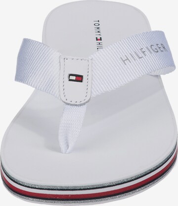 TOMMY HILFIGER Teenslipper in Wit