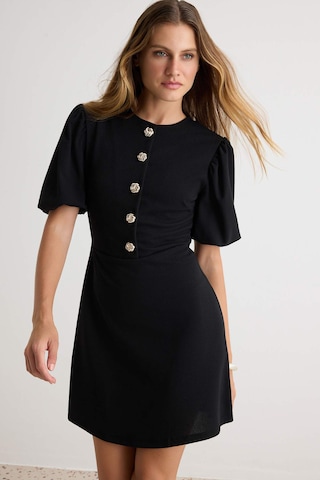 Robe Trendyol en noir : devant