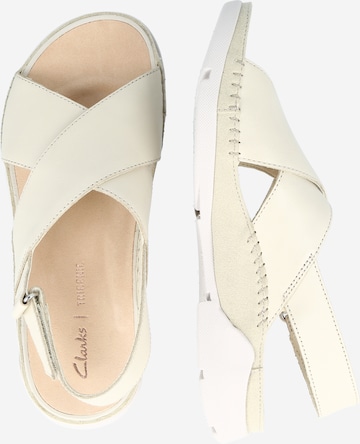 CLARKS Sandal 'Tri Alexia' i vit