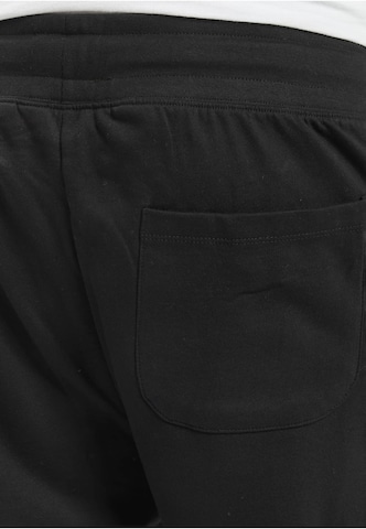 Effilé Pantalon de sport ' ' LONSDALE en noir