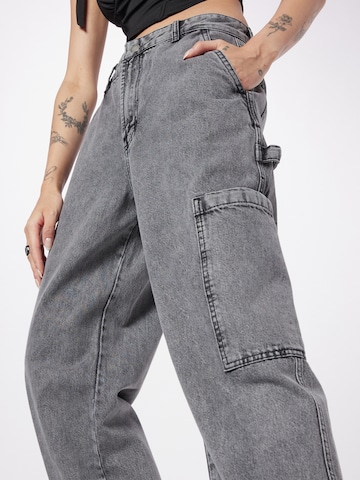 Global Funk Loosefit Jeans in Grau