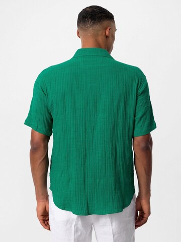 Antioch Regular fit Button Up Shirt in Green