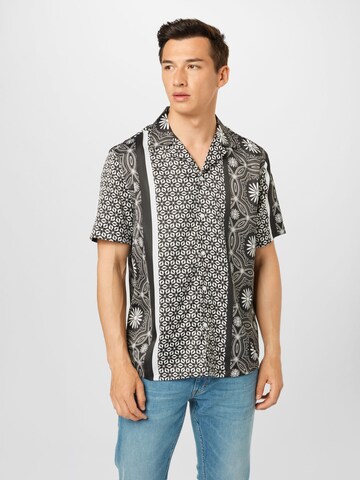 River Island Regular fit Button Up Shirt in Black: front