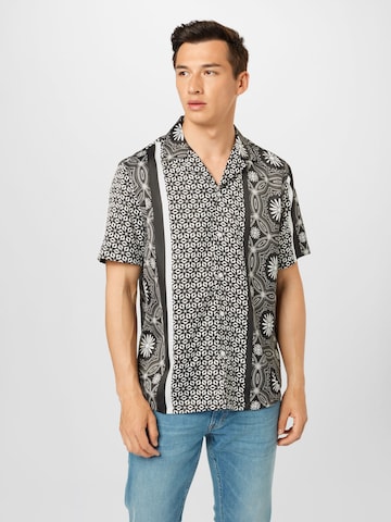 River Island Regular fit Button Up Shirt in Black: front