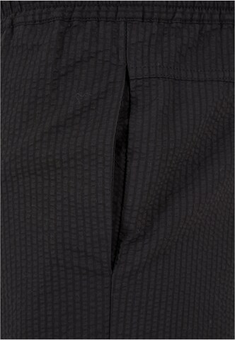 Regular Pantalon 'Seersucker' Urban Classics en noir