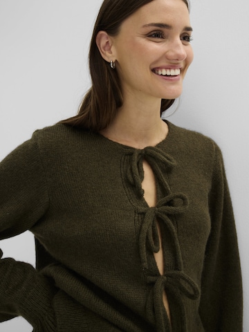 bonprix Gebreid vest in Groen