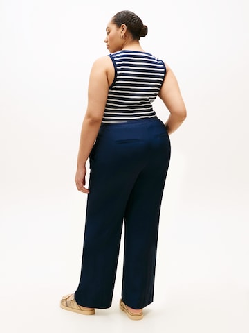 Tommy Hilfiger Curve - regular Pantalón plisado en azul