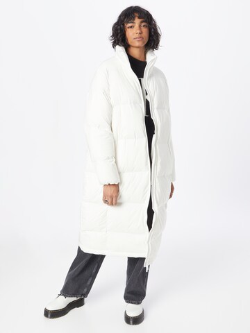 Cappotto invernale di Calvin Klein in bianco