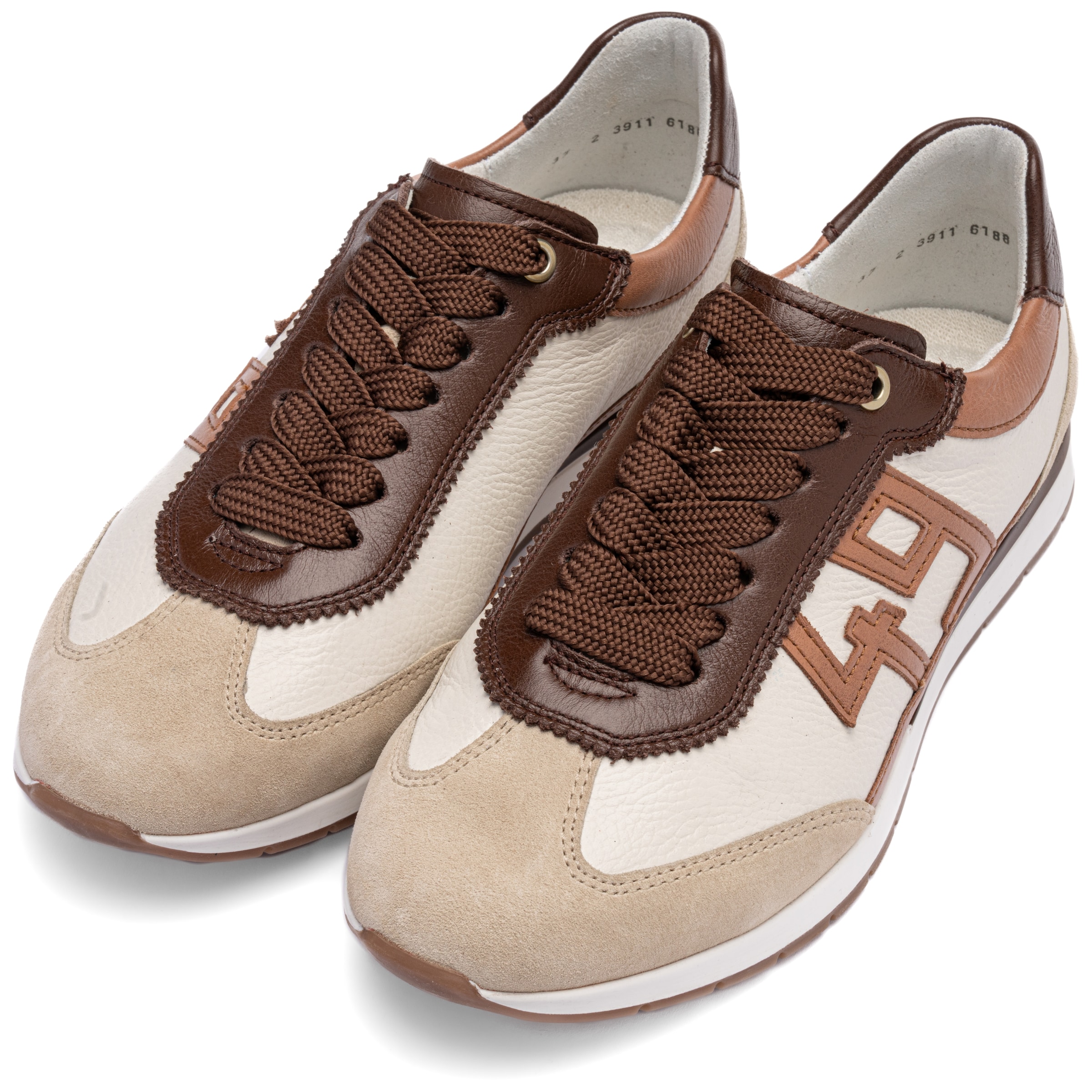 ARA Sneakers in Beige