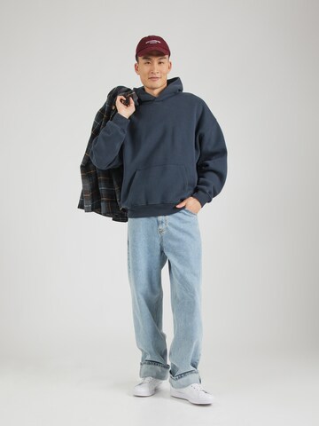 Abercrombie & Fitch Sweatshirt 'ESSENTIAL' in Blue