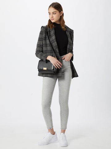 ONLY Skinny Jeans 'Mila' in Grey