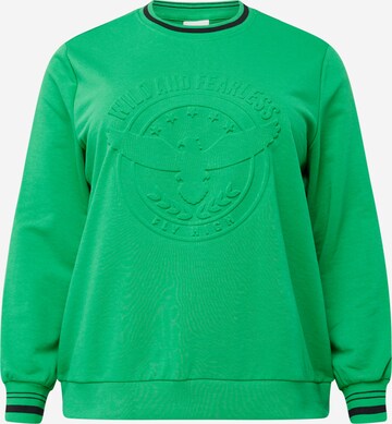 ONLY Carmakoma Sweatshirt 'GATO' in Green: front