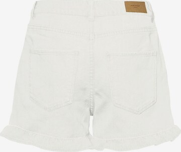 VERO MODA Regular Shorts 'Joana' in Weiß