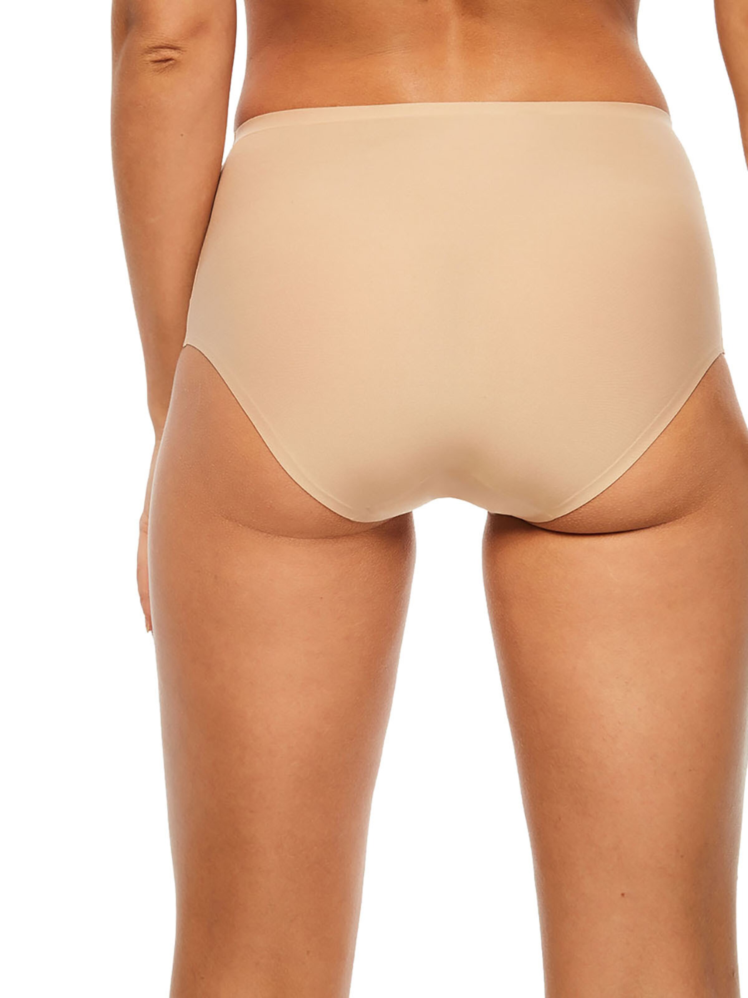 Panty di Chantelle in beige