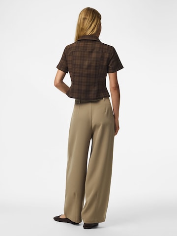 PIECES - Blusa 'VERA' en marrón