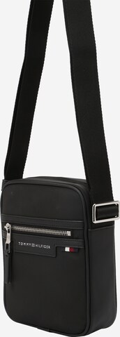 TOMMY HILFIGER - Bolso de hombro en negro