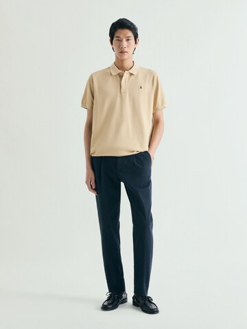 Scalpers Футболка в Бежевый: спереди