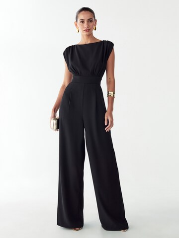 BWLDR Haalari 'Stella' värissä musta: etupuoli