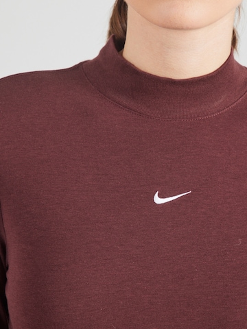 Tricou de la Nike Sportswear pe roșu