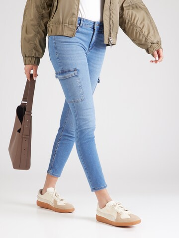 ONLY - Skinny Pantalón vaquero cargo 'ONLRush' en azul: frente