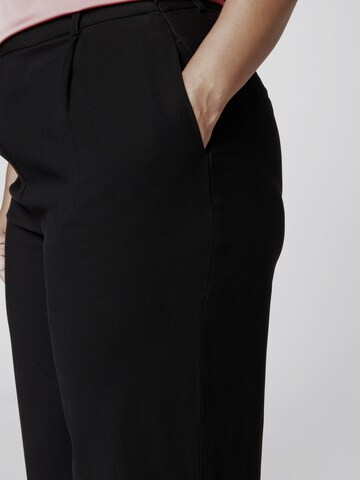 regular Pantaloni con pieghe 'Godja' di Guido Maria Kretschmer Curvy in nero