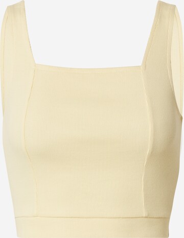 ABOUT YOU Limited Top 'Melody' in Yellow: front