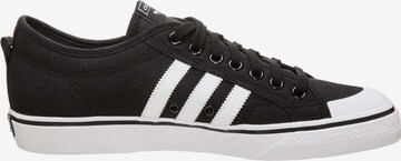 juoda ADIDAS ORIGINALS Siaurėjantis Sportbačiai be auliuko 'Nizza'