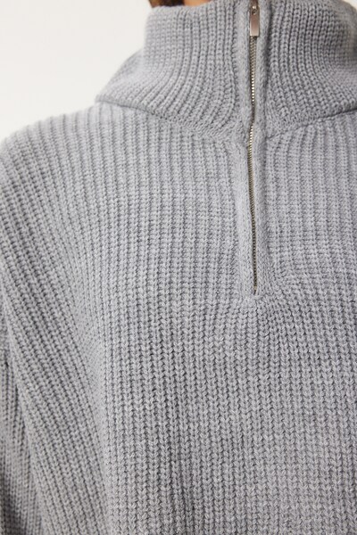 Happiness İstanbul Pullover in grau, Produktansicht