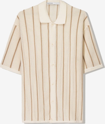 Bershka Comfort Fit Skjorte i beige: forside