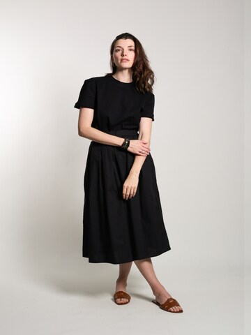 WEARABLE STORIES Skirt 'Frederica' in Black: front