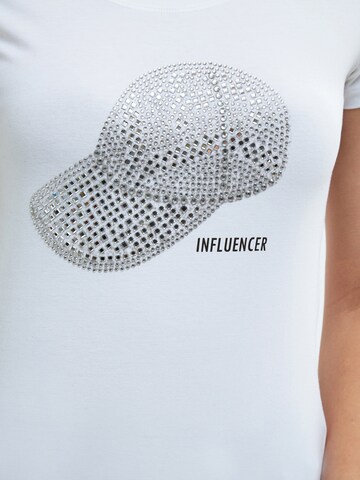 balta Influencer Marškinėliai