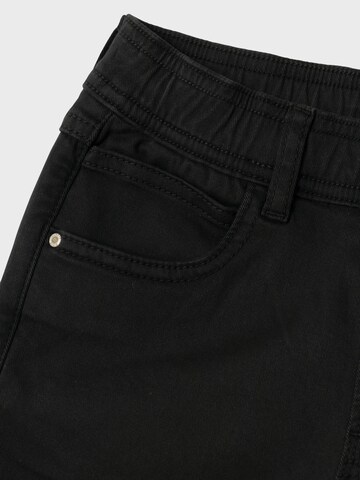 Regular Pantalon 'NKMSILAS' NAME IT en noir