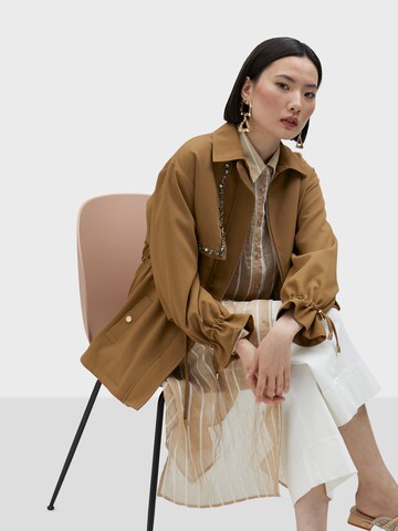 Maglietta ' ' di Lola Casademunt in beige
