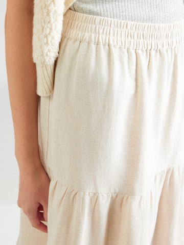 VILA - Falda en beige